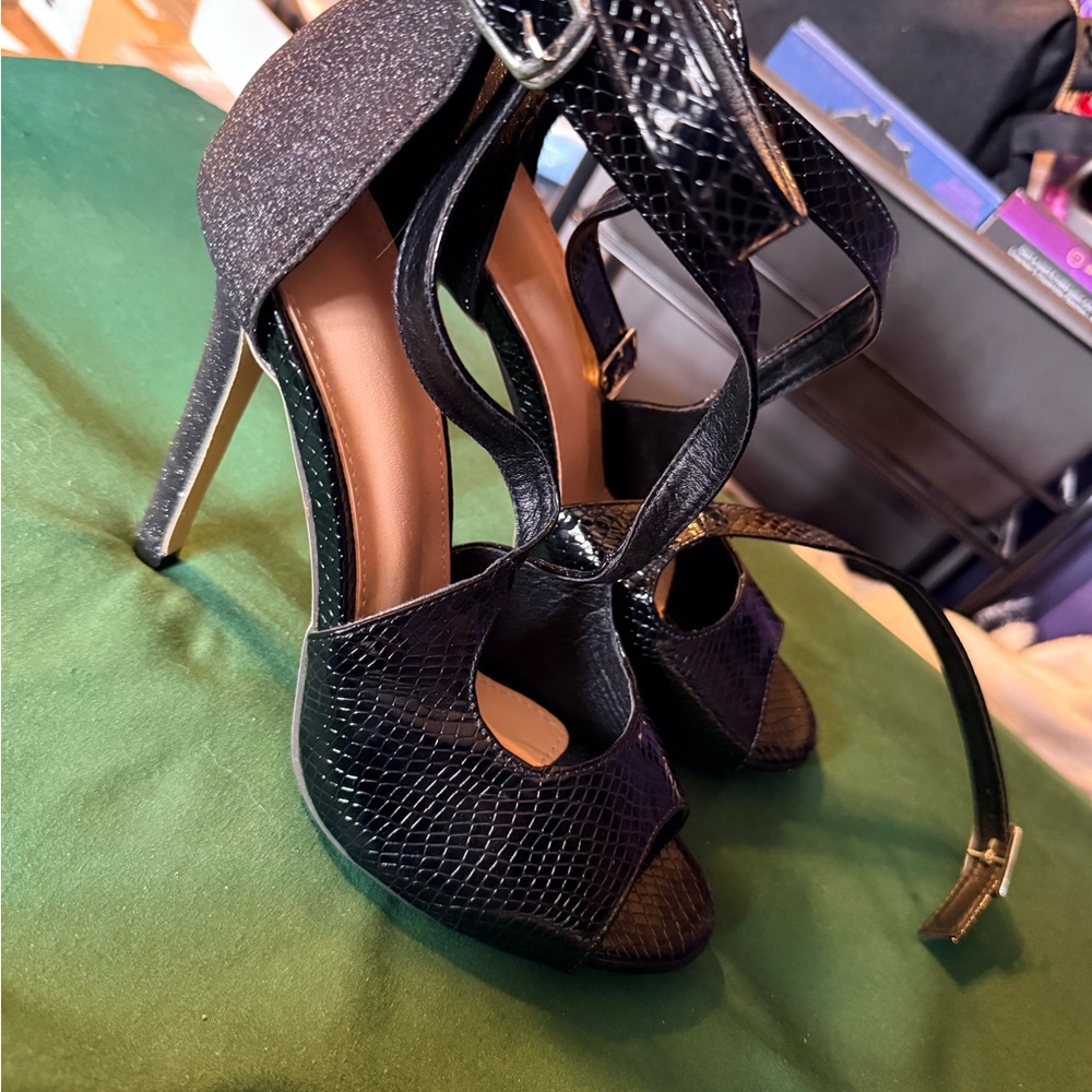 Elegant Black Strappy Heels
